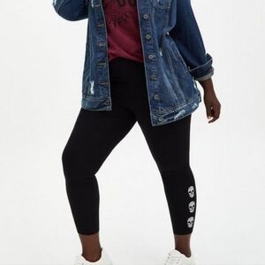Torrid Crop Premium Leggings Tie-Dye Skull Side